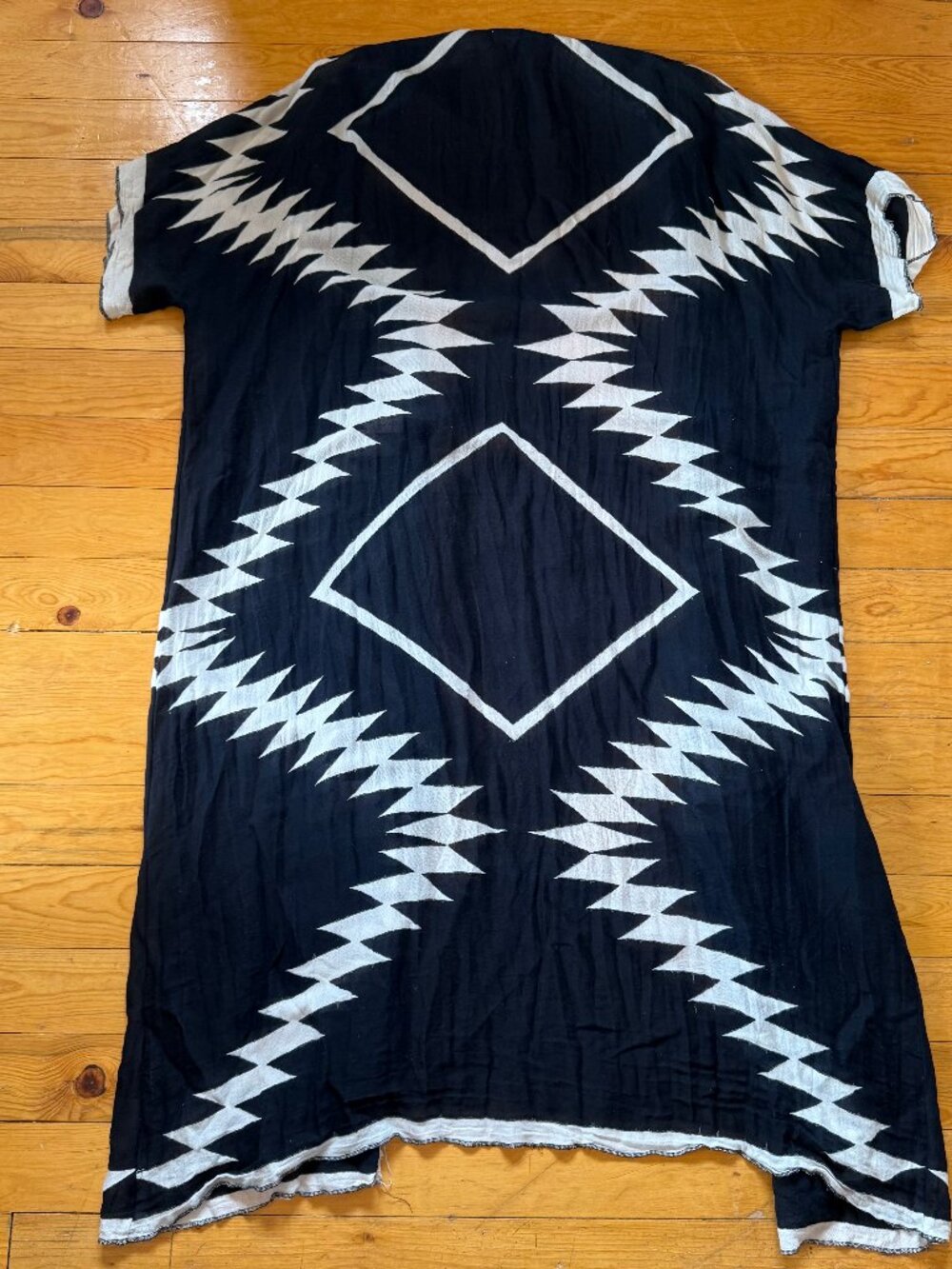 Lovestitch, Caftan / Cover Up, Bold B&W Print, OS, Great Condition